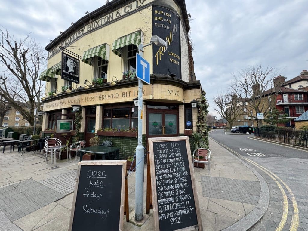 2. Pub-filming-location Loc – The Truman