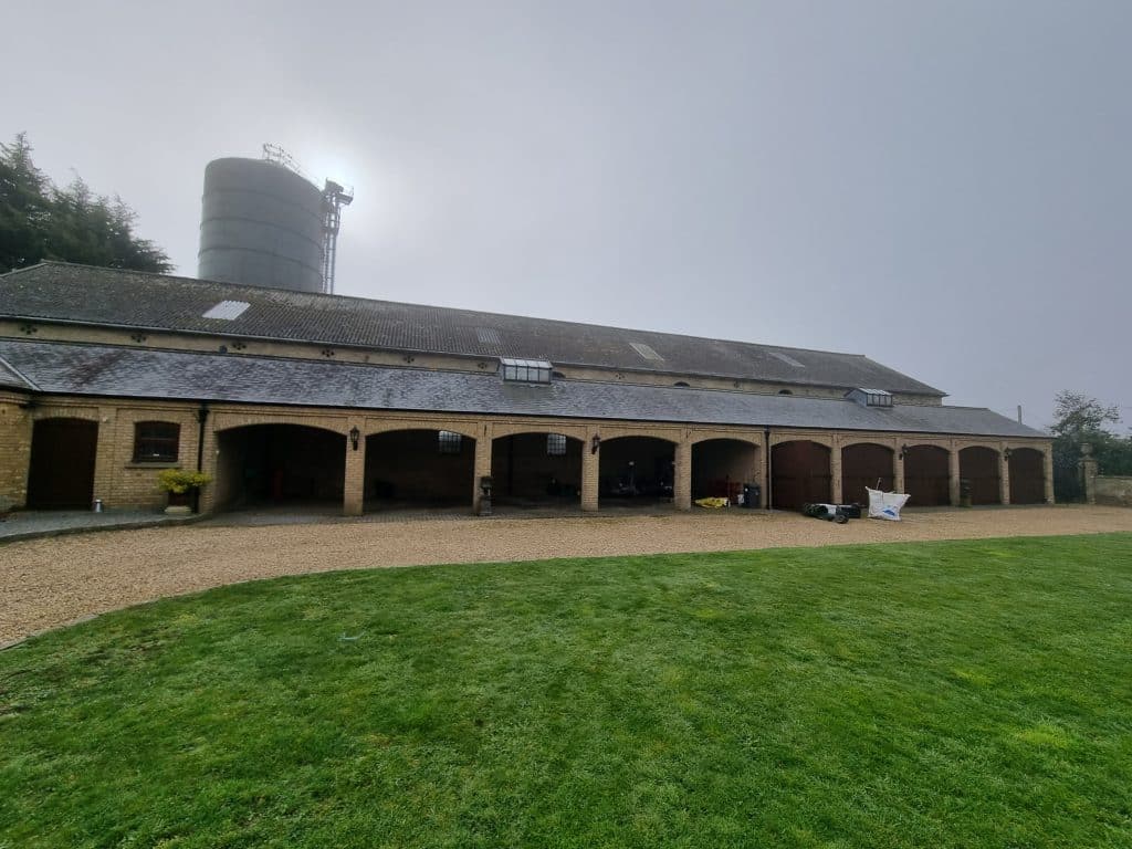 CAINHOE 16th century Grade II listed country house bedfordshire shoot location X CY 30a