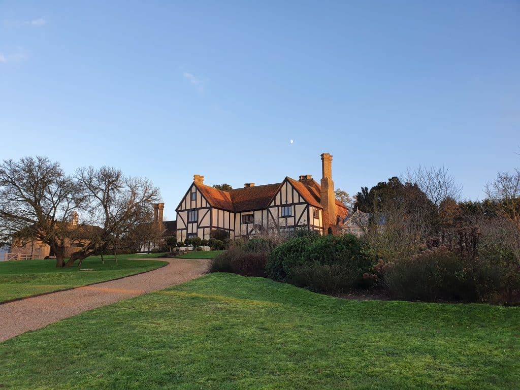 CAINHOE 16th century Grade II listed country house bedfordshire shoot location x10d