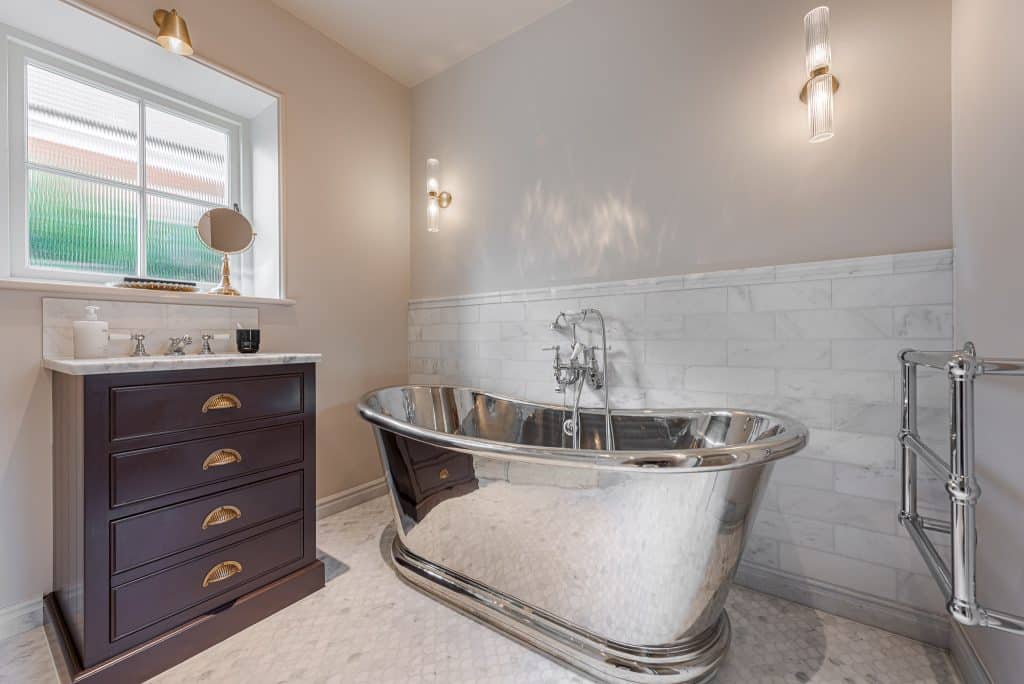 Copyright R3 Photography Ltd.