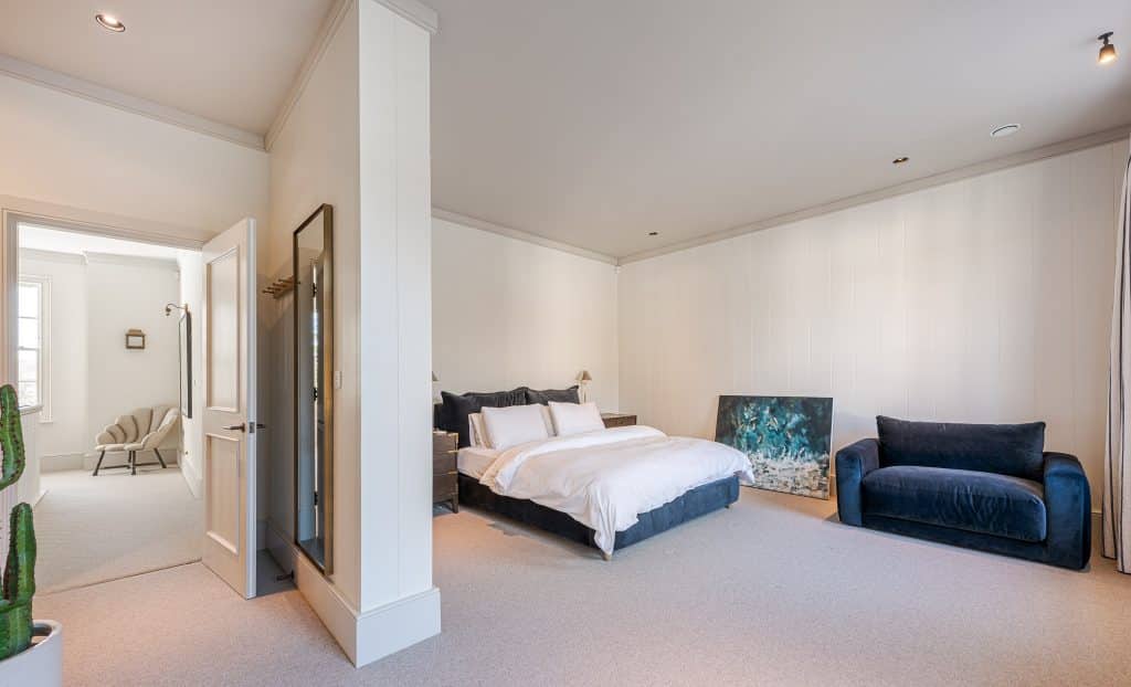 Copyright R3 Photography Ltd.