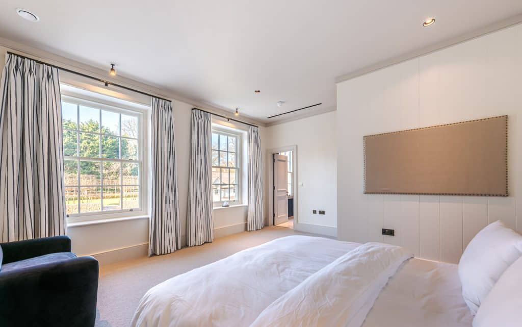 Copyright R3 Photography Ltd.