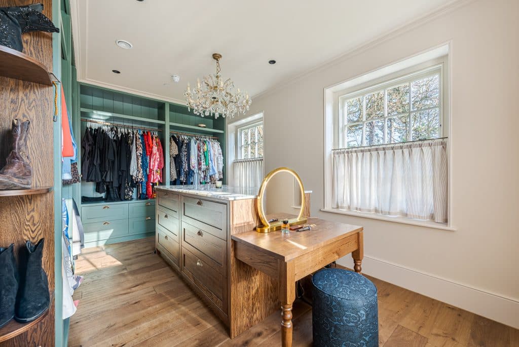 Copyright R3 Photography Ltd.