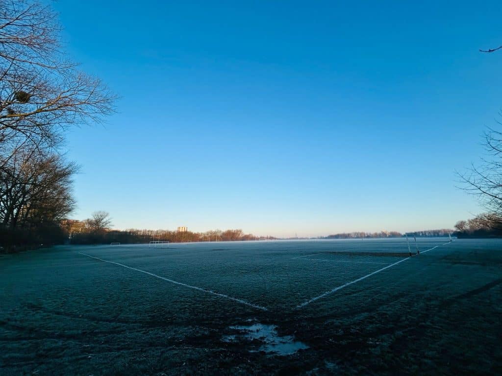 Hackney-Marshes-Film-Locations-Filming9cd92a4b-db35-4e40-8fde-079a92021425