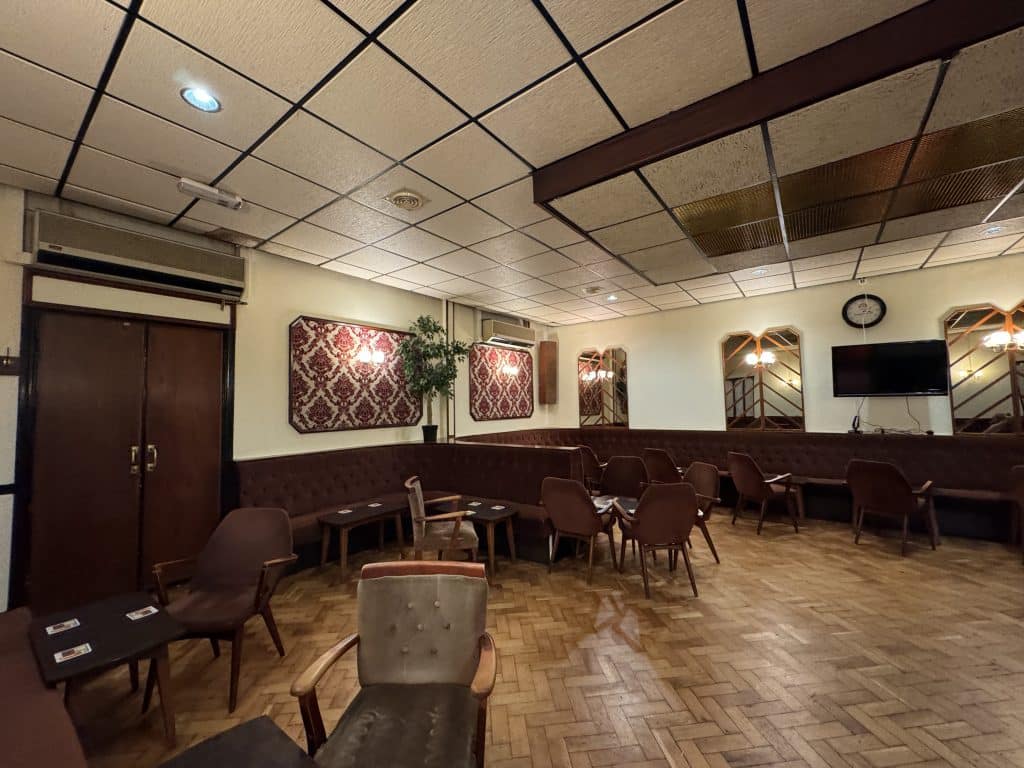 QUAKER SOUTH EAST LONDON SOCIAL CLUB SHOOT LOCATION 20. The Quakers Hall – ARK Loc 0020