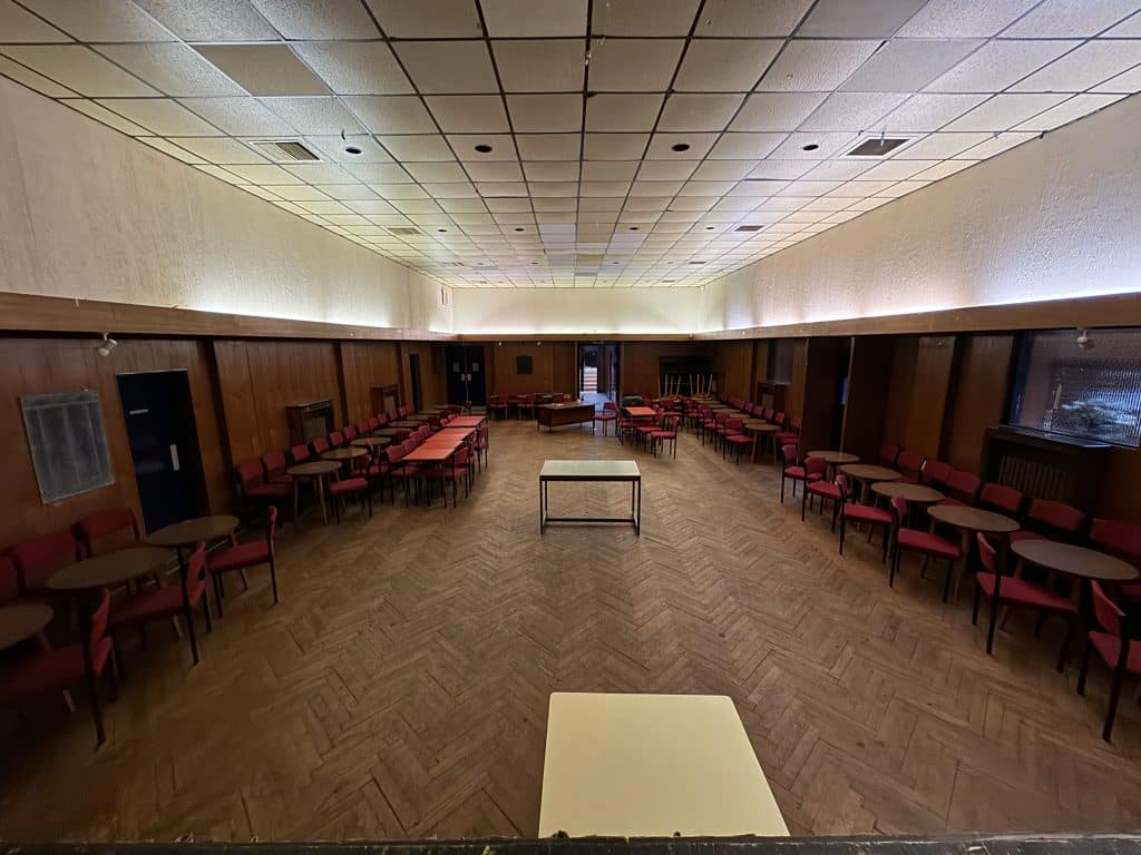 QUAKER SOUTH EAST LONDON SOCIAL CLUB SHOOT LOCATION 6. The Quakers Hall – ARK Loc 0020