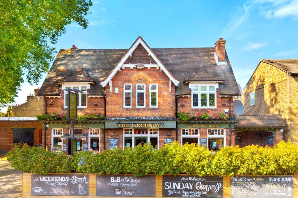 The-Green-Pub-Film-LocationPub front