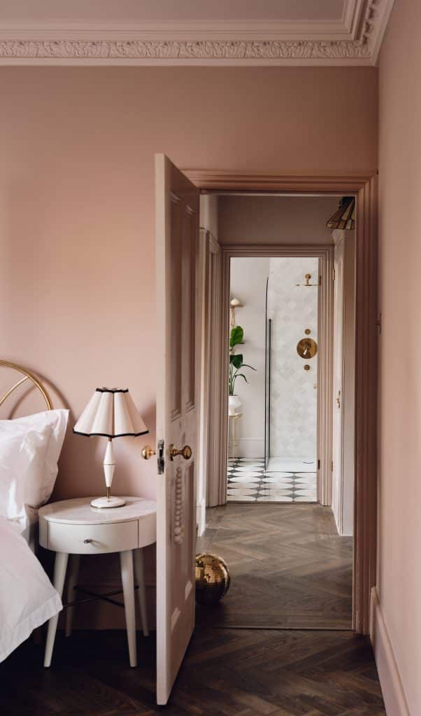 © Beth Davis_Bedroom Master 1SOUTH LODGE