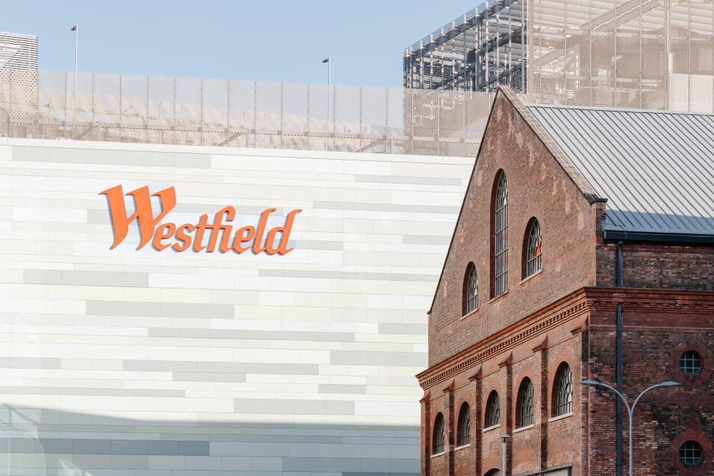 EXHIBITION WHITE CITY exhibition hall shoot location west london 125. Exhibition Venue 03.03.25 www.harbinson.uk