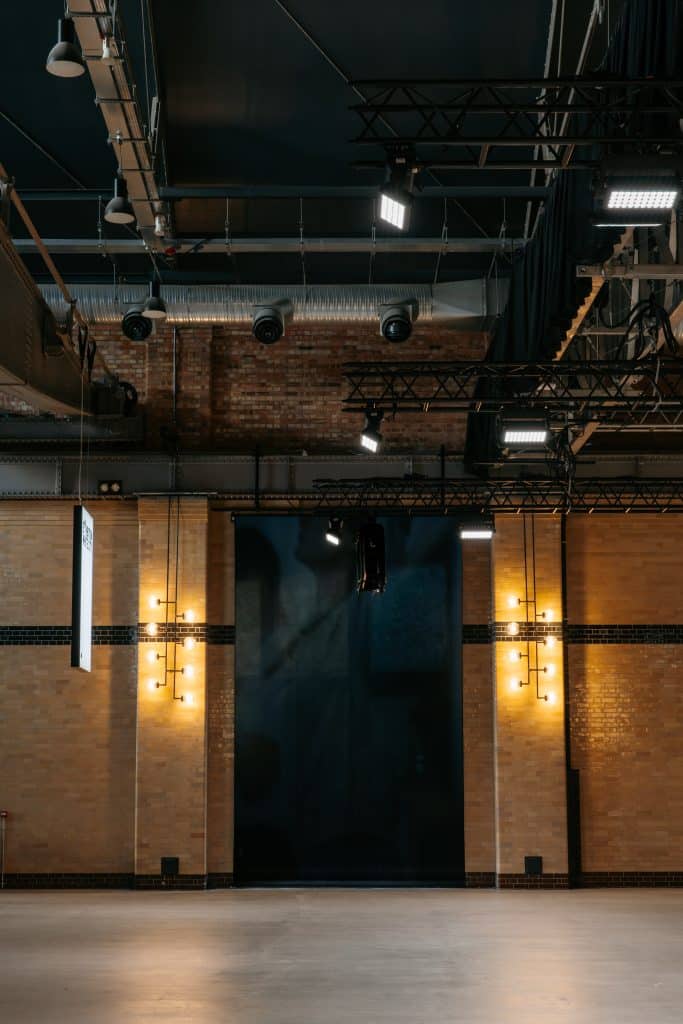 EXHIBITION WHITE CITY exhibition hall shoot location west london 34. Exhibition Venue 03.03.25 www.harbinson.uk