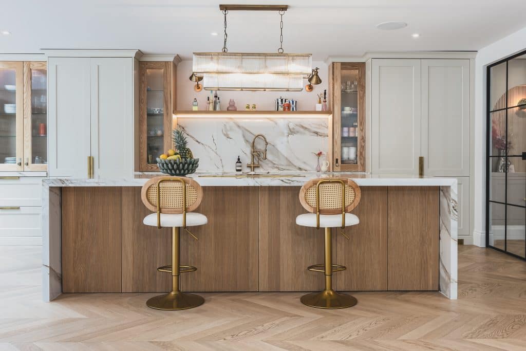 HITCHIN HOUSE feminine modern shoot location house HITCHIN CC 4thSept24 55