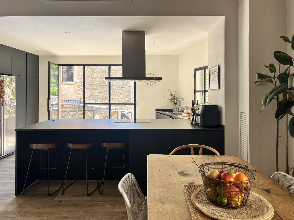 LOCATION 2 tasteful townhouse mallorca spain shoot location house 12-IMG_6506