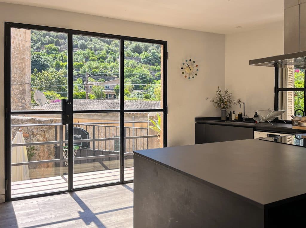 LOCATION 2 tasteful townhouse mallorca spain shoot location house 17-IMG_6527