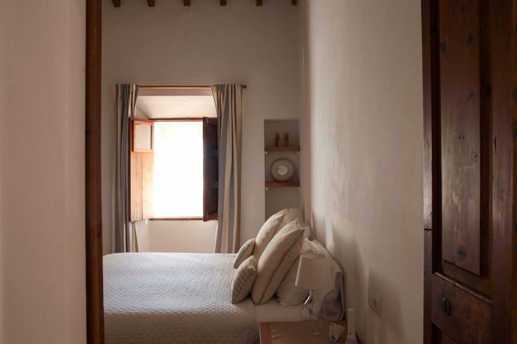 LOCATION 3 mountainside mallorca spain location shoot house IMG_6156