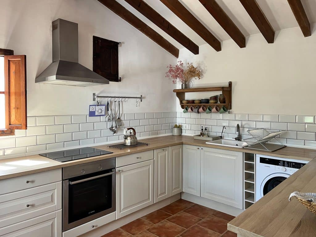 LOCATION 3 mountainside mallorca spain location shoot house IMG_6393