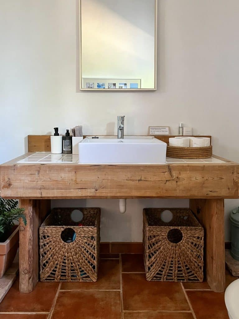 LOCATION 3 mountainside mallorca spain location shoot house IMG_6418