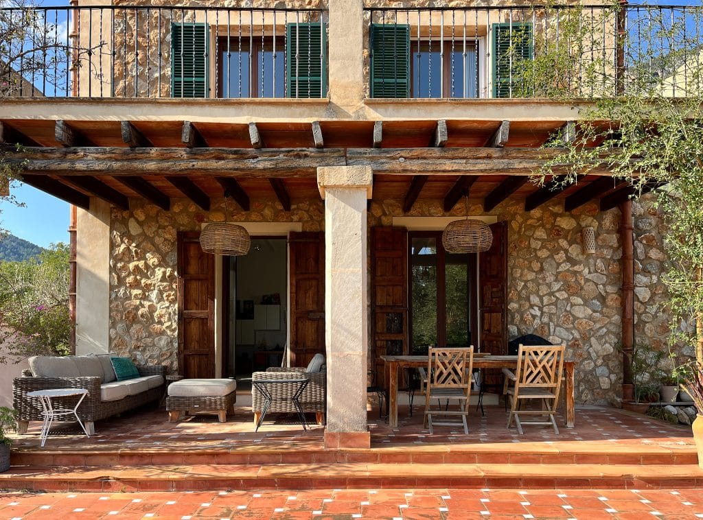 LOCATION 5 rustic spain mallorca shoot location house IMG_8516 3