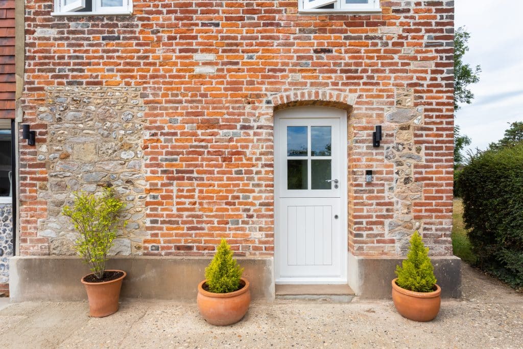 RECTORY FARM country barn farm shoot location Chichesterimg 2640