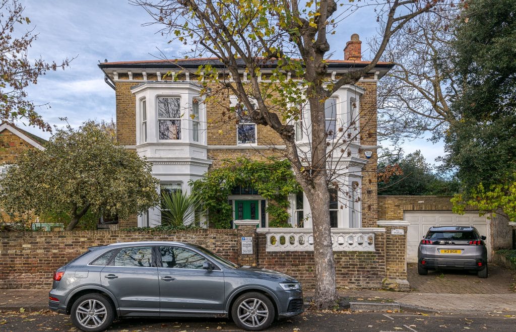 Copyright R3 Photography Ltd.