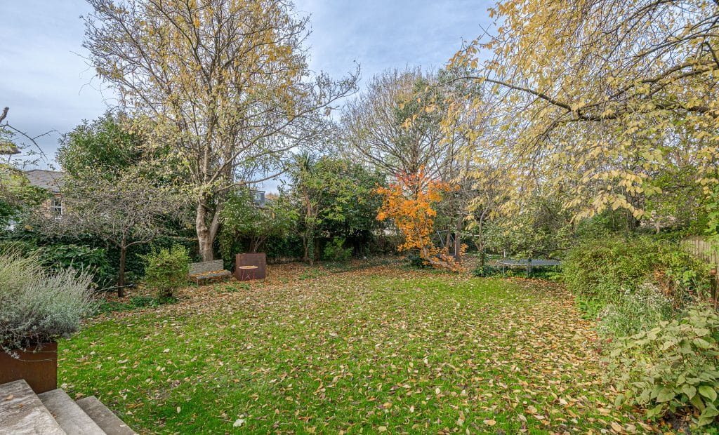 Copyright R3 Photography Ltd.