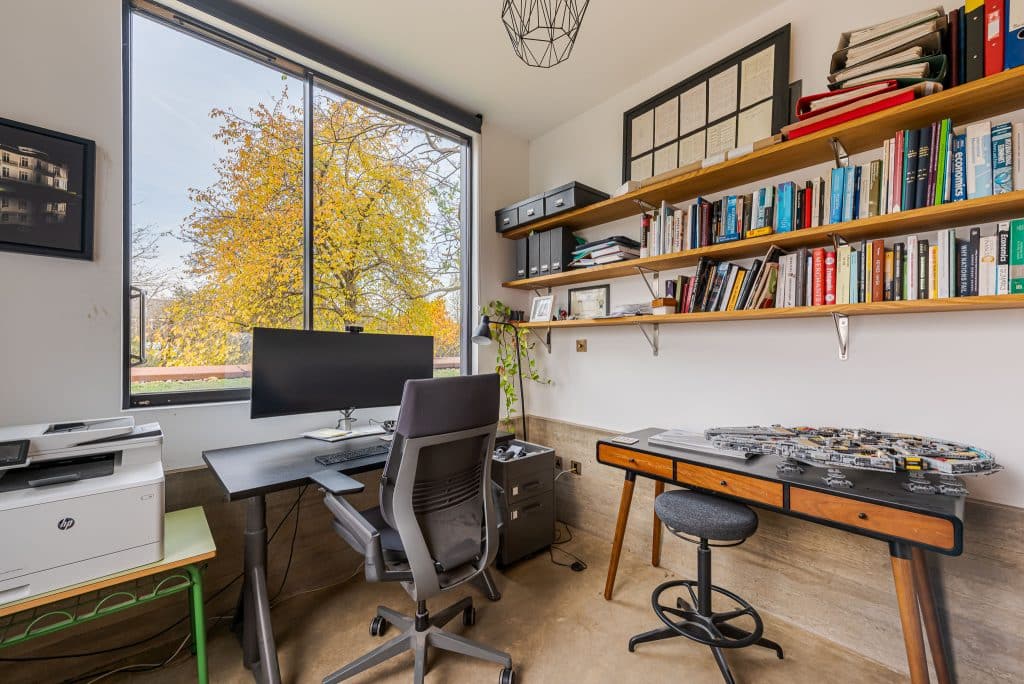 Copyright R3 Photography Ltd.