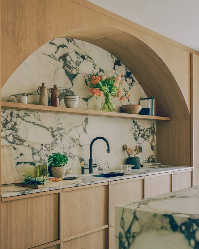 NARBONNE HOUSE south west london modern victorian shoot location house McW NA LZ © 2025 10