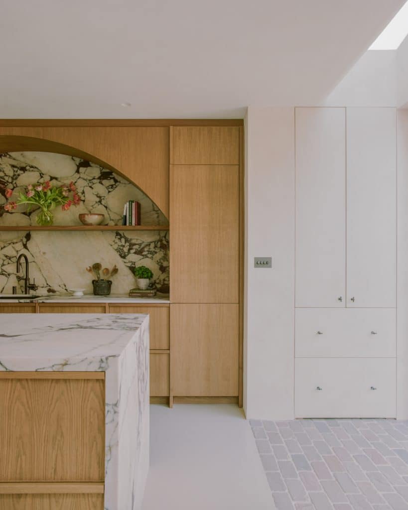 NARBONNE HOUSE south west london modern victorian shoot location house McW NA LZ © 2025 12