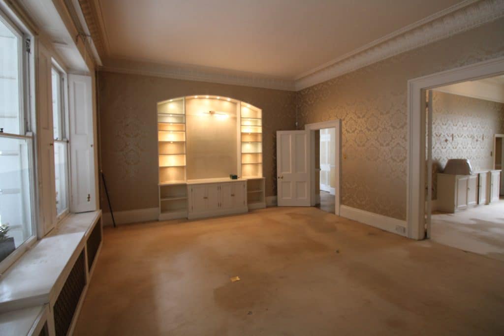 ONSLOW-VACANT-TOWNHOUSE-CENTRAL-LONDON