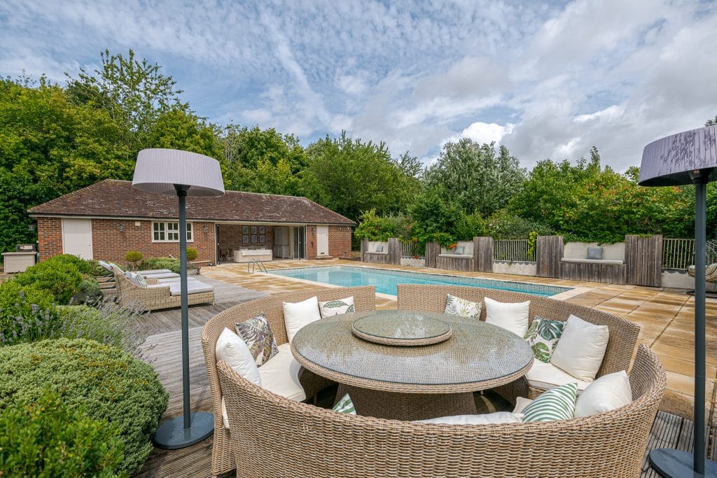 Copyright R3 Photography Ltd.