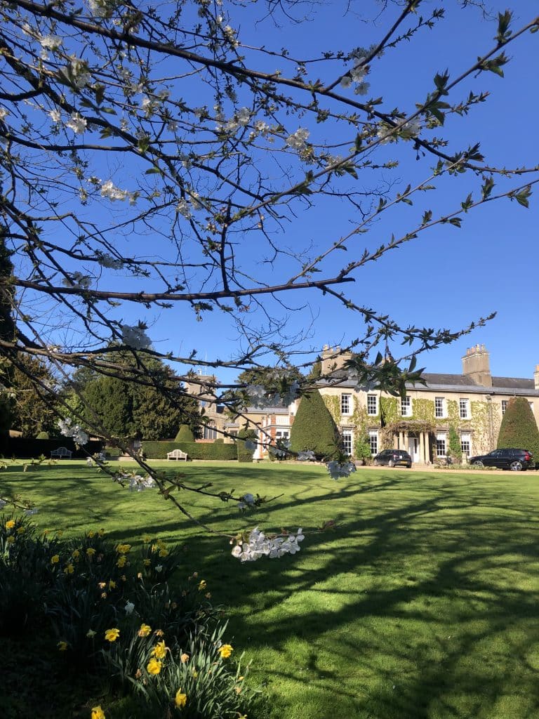 Histon Manor cambridge country shoot location house image00006