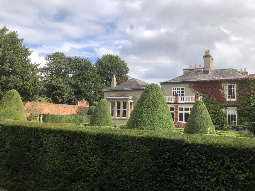 Histon Manor cambridge country shoot location house image00021