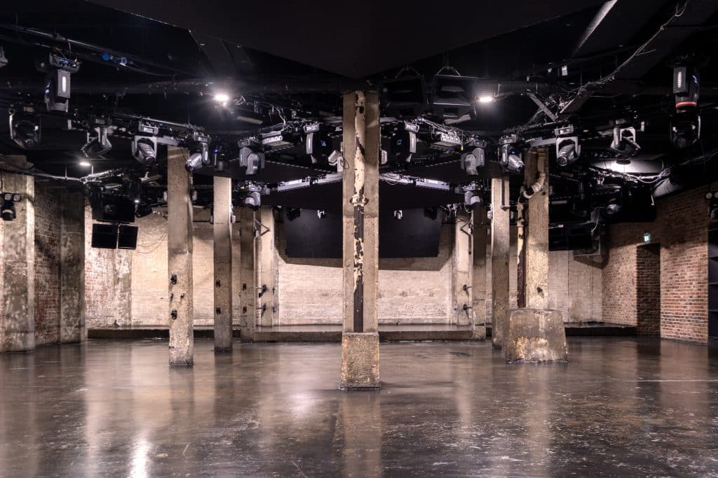 THE WAREHOUSE Drive in Studio east london shoot location Warehouse House Lights 02