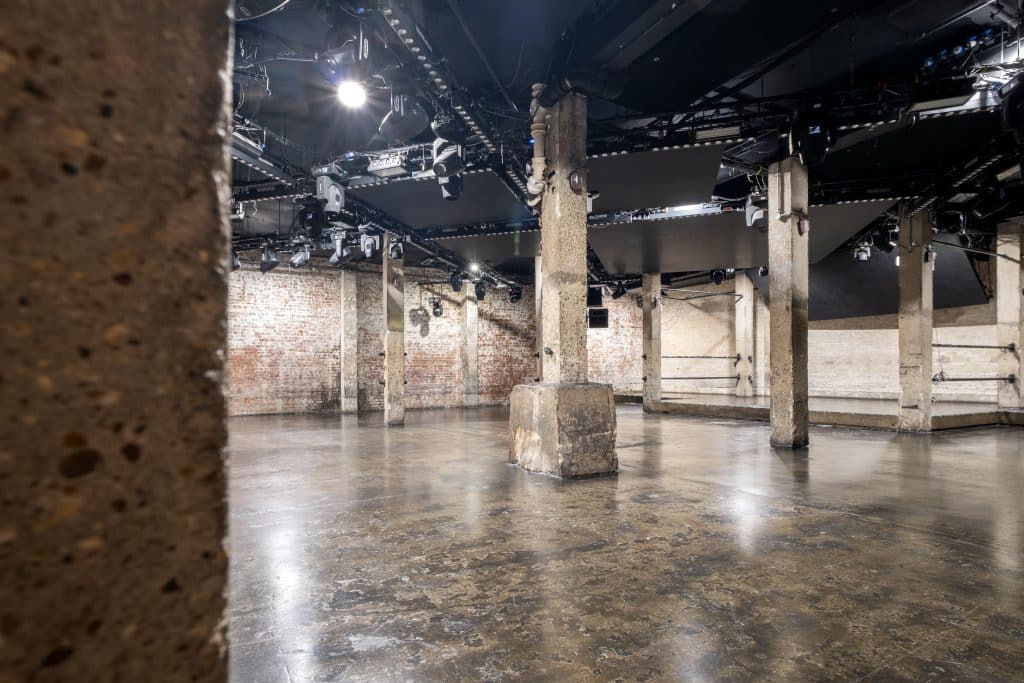 THE WAREHOUSE Drive in Studio east london shoot location Warehouse House Lights 14