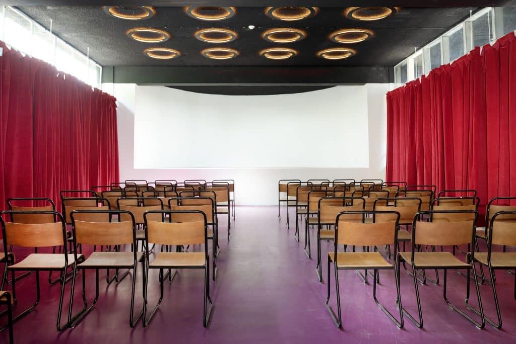 BETHNAL GREEN colourful unique studio spaces shoot location london p26