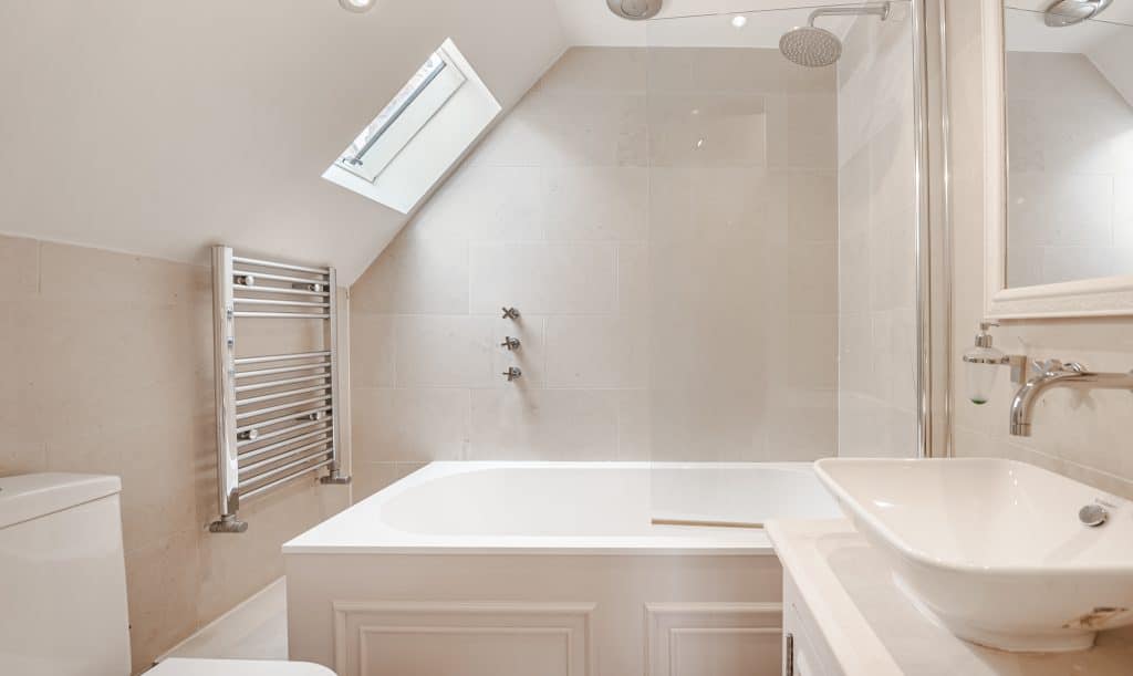 Copyright R3 Photography Ltd.