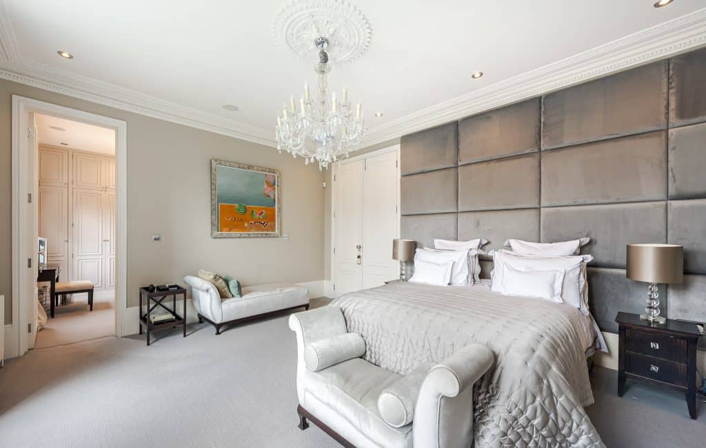 Copyright R3 Photography Ltd.