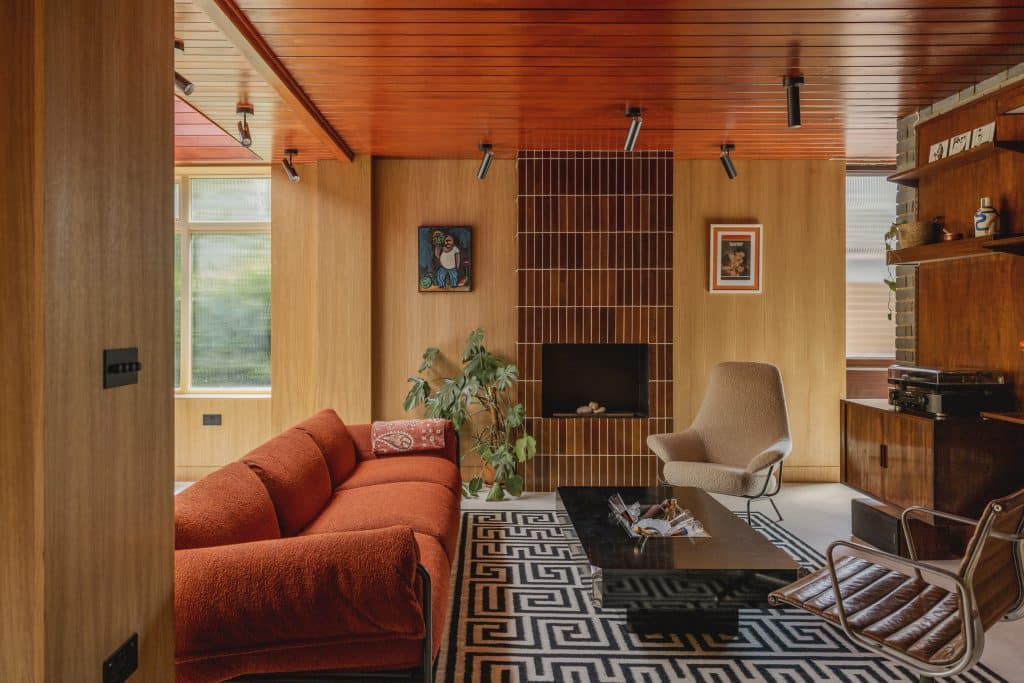 MariellLindHansen 6819THE MODERNIST PLACE Mid Century Wood Panelled Shoot Location
