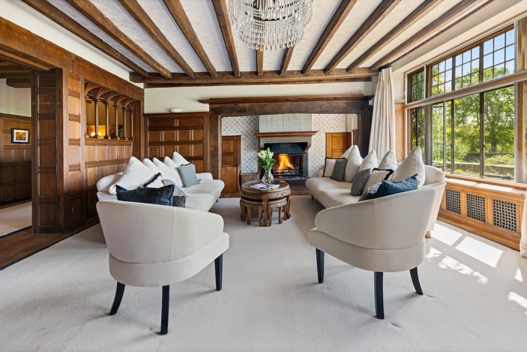 PARKER ten bedroom large modern location house west sussex Parker 10