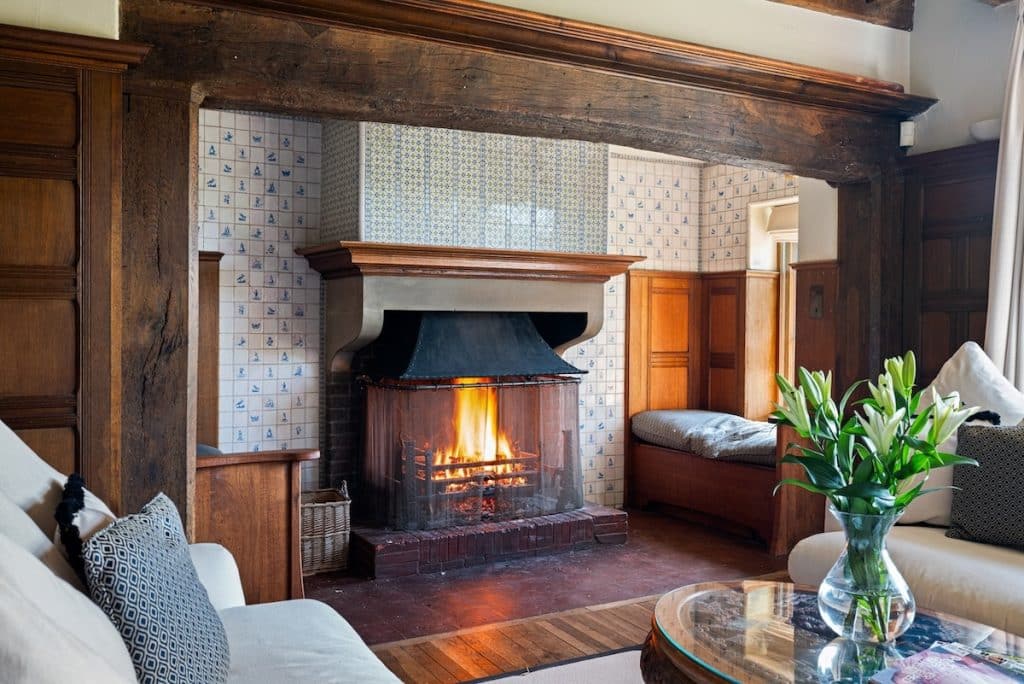 PARKER ten bedroom large modern location house west sussex Parker 20