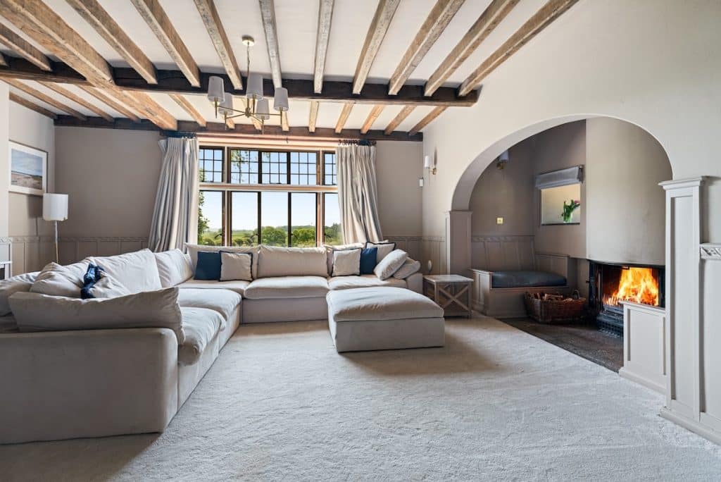 PARKER ten bedroom large modern location house west sussex Parker 21