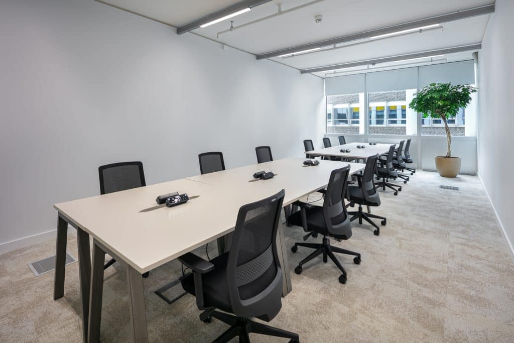 STUDIO Y west london office meeting room shoot location 1.04 Studio Y 1D0A7110