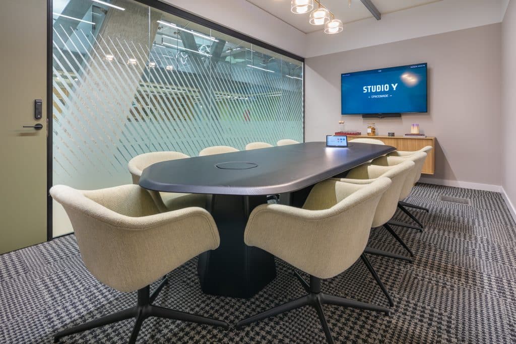 STUDIO Y west london office meeting room shoot location 24 Studio Y 1D0A7385
