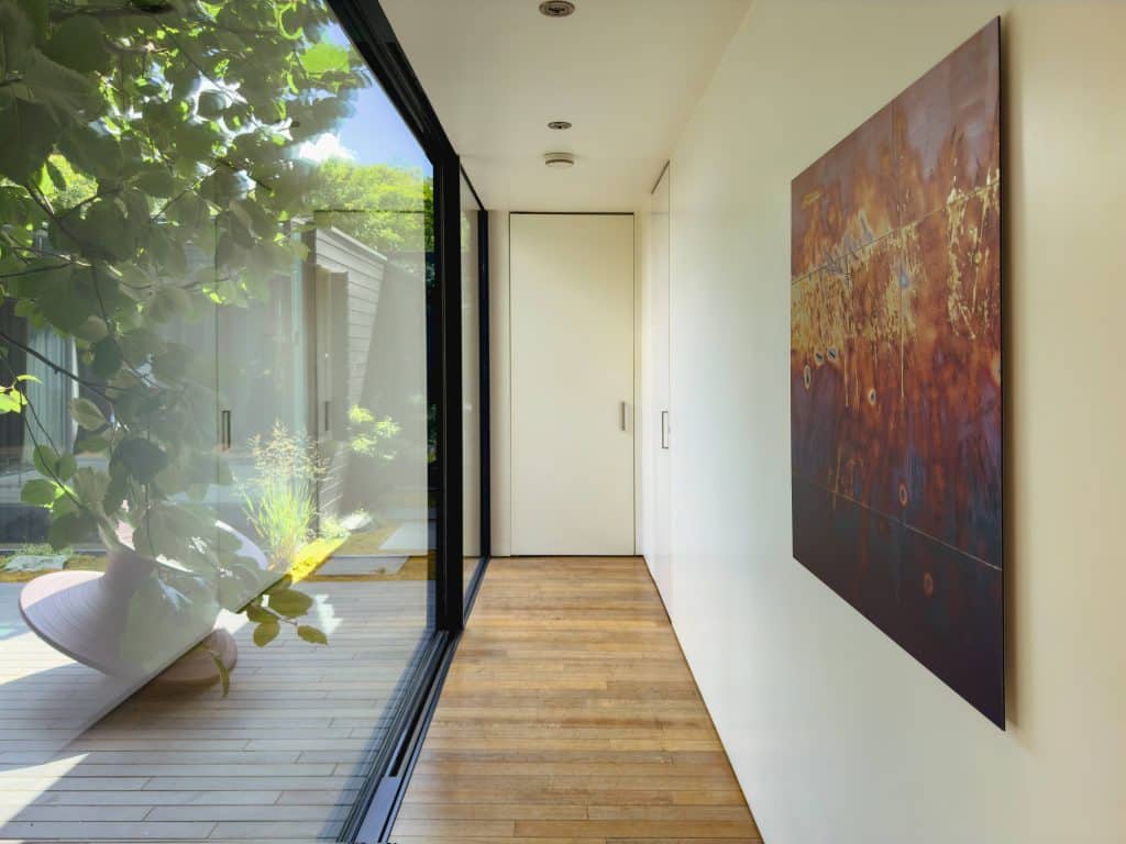 KINGSLEY Architectural Modern Shoot Location north london corridor