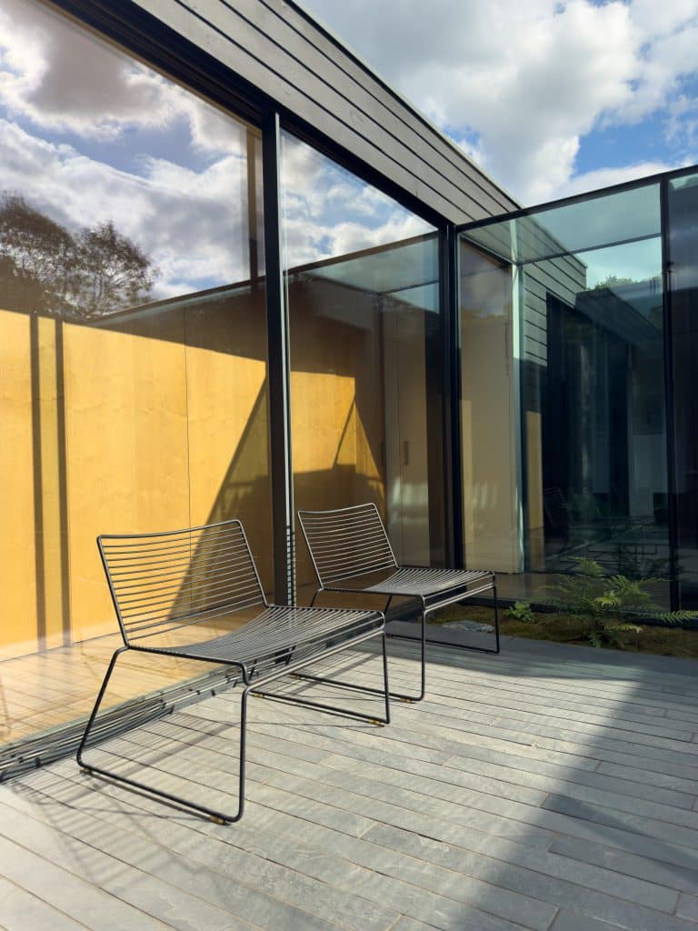 KINGSLEY Architectural Modern Shoot Location north london courtyard chairs 2