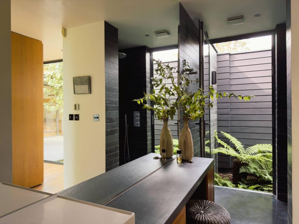 KINGSLEY Architectural Modern Shoot Location north london en suite