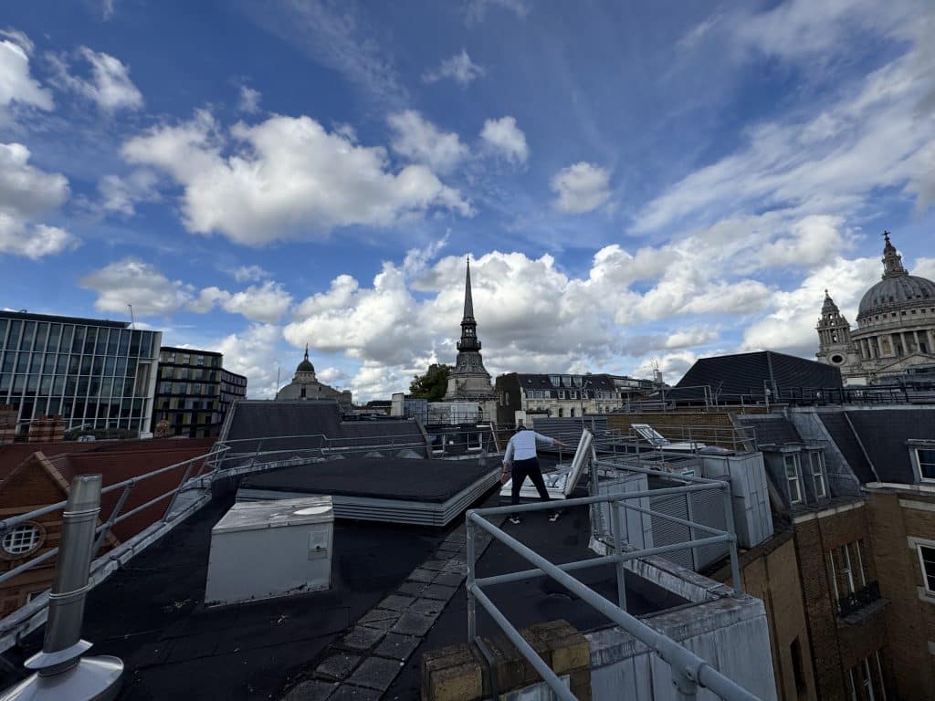 PILGRIM STREET office basement urban shoot location central london 19. ARK Loc Pilgrim Street.