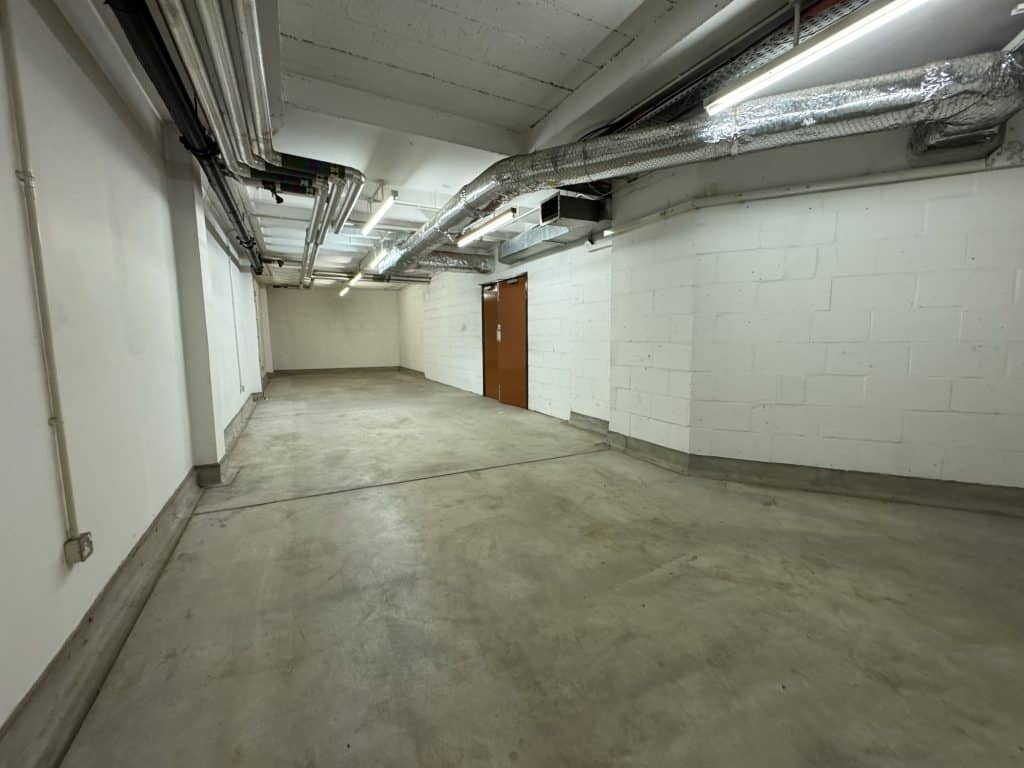 PILGRIM STREET office basement urban shoot location central london 49. ARK Loc Pilgrim Street.
