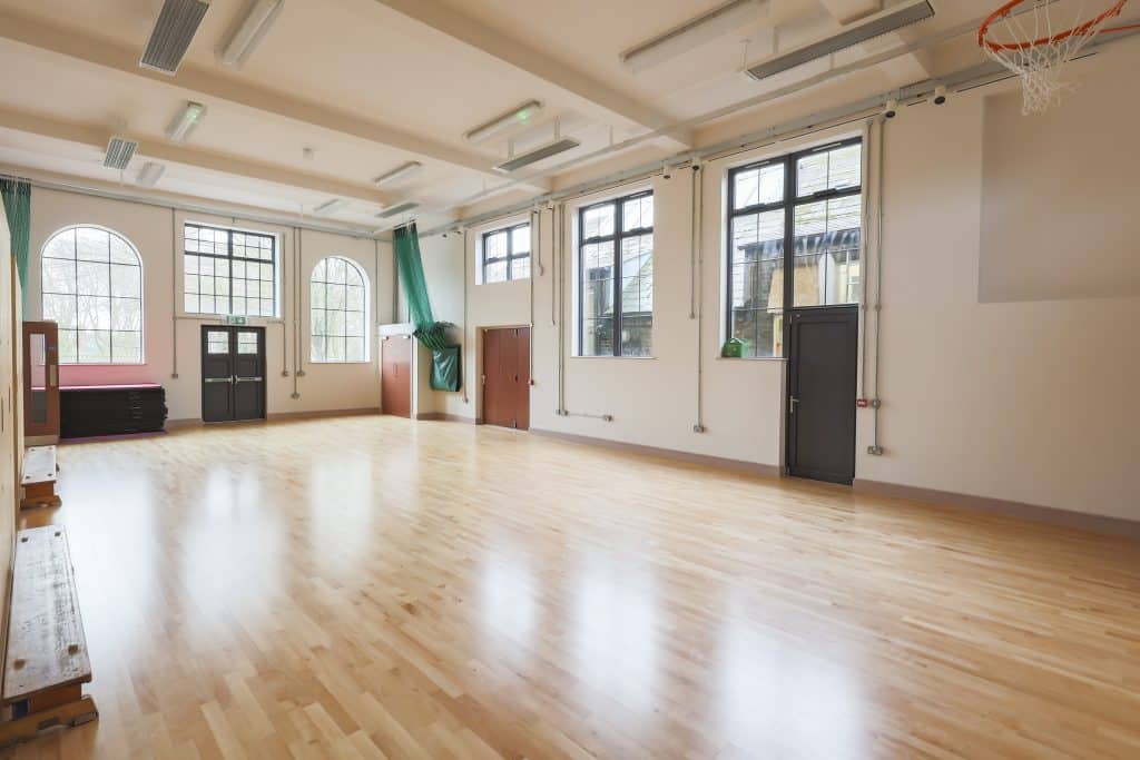 WHITTINGTON PARK NORTH LONDON COMMUNITY CENTRE SHOOT LOCATION Whittington community center 2 min