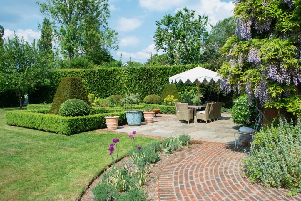 250513WhitewaterHouse 1061HARTLEY HOUSE Country Shoot Location With Swimming Pool 1 scaled