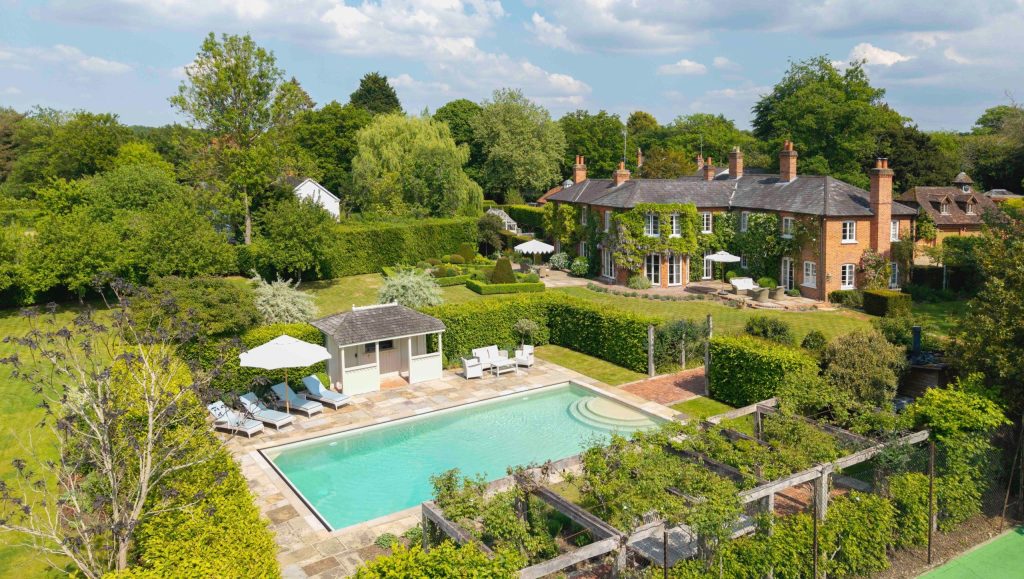 250513WhitewaterHouse 1065HARTLEY HOUSE Country Shoot Location With Swimming Pool 1 scaled